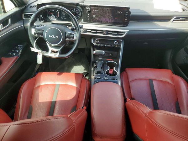 2022 KIA K5