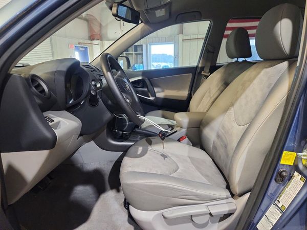 2012 TOYOTA RAV4 Standard