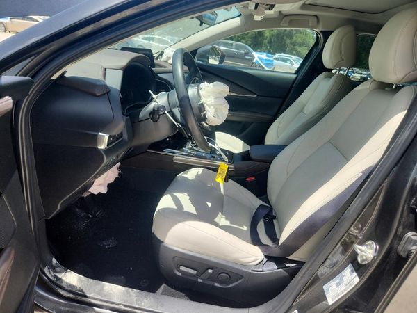 2024 MAZDA CX-30 Premium Package