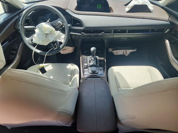 2024 MAZDA CX-30 Premium Package