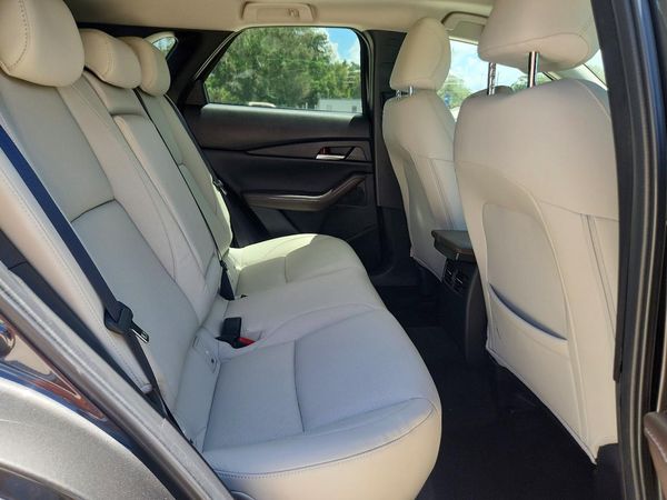2024 MAZDA CX-30 Premium Package