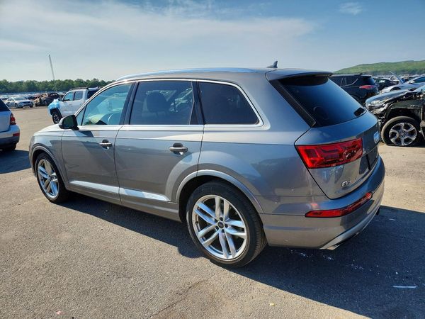 2018 AUDI Q7 quattro Prestige