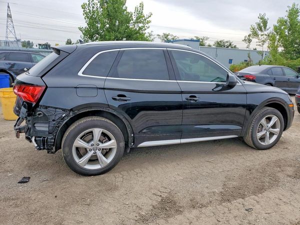 2020 AUDI Q5 quattro Premium Plus