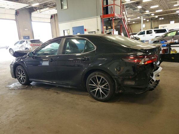 2024 TOYOTA CAMRY