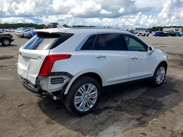 2018 CADILLAC XT5