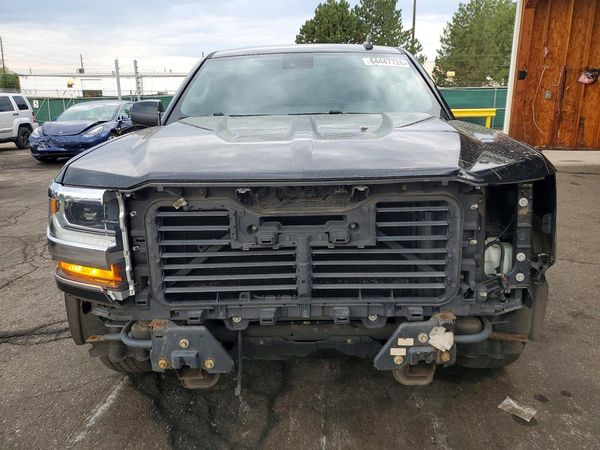 2017 CHEVROLET SILVERADO LT