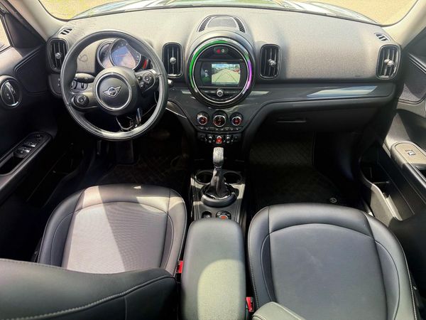 2019 MINI COOPER
