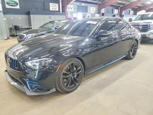2022 MERCEDES-BENZ E