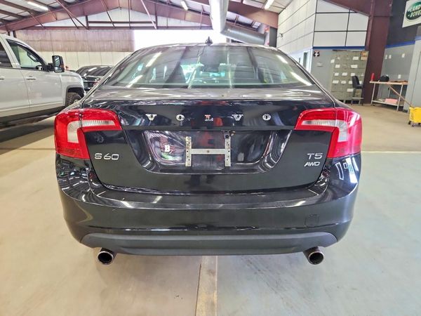 2013 VOLVO S60