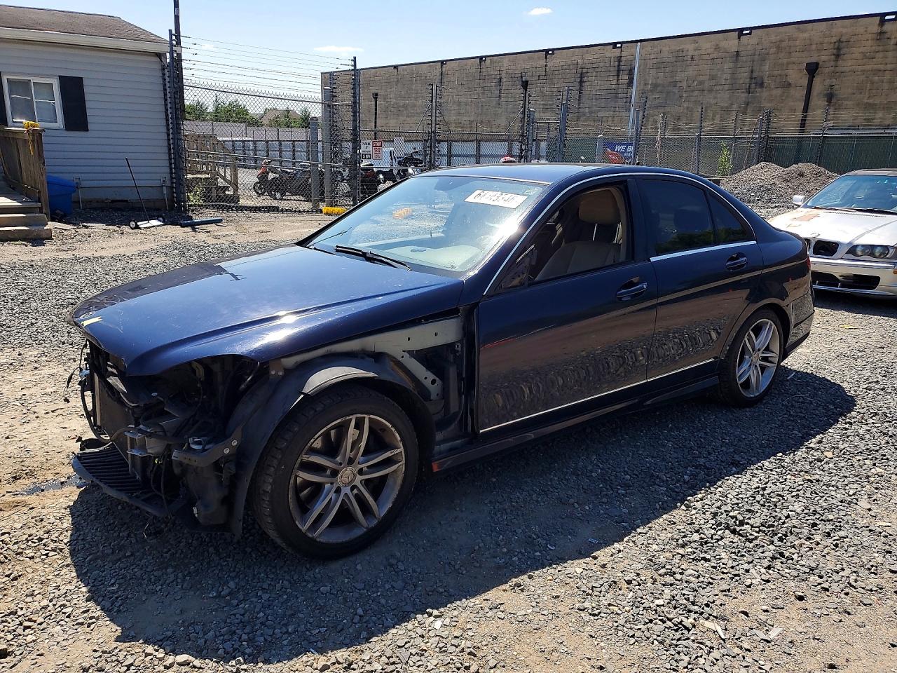 2014 MERCEDES-BENZ C