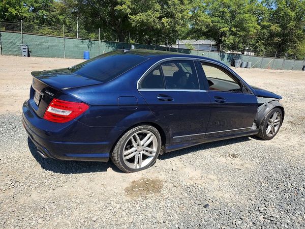 2014 MERCEDES-BENZ C