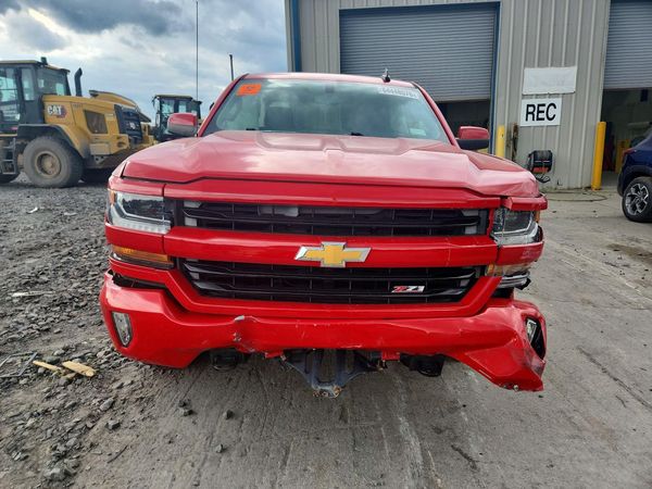 2017 CHEVROLET SILVERADO LT