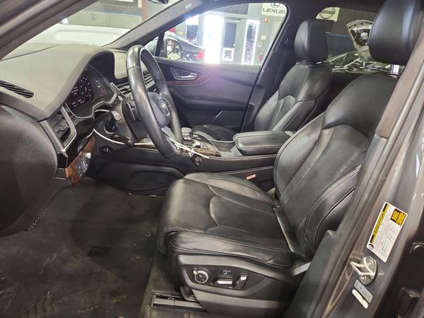 2018 AUDI Q7 quattro Prestige