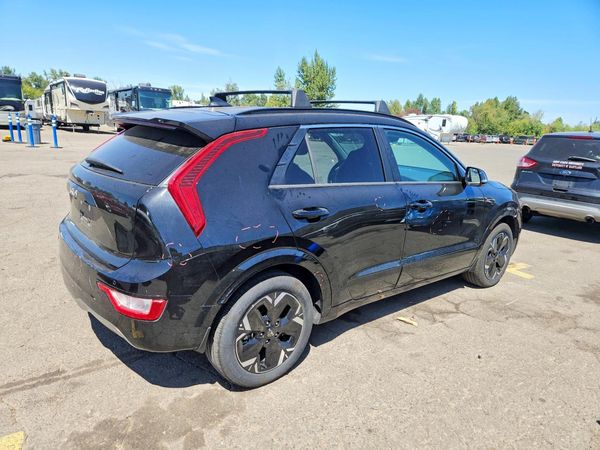 2025 KIA NIRO Wind