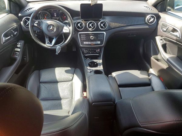 2018 MERCEDES-BENZ GLA GLA250