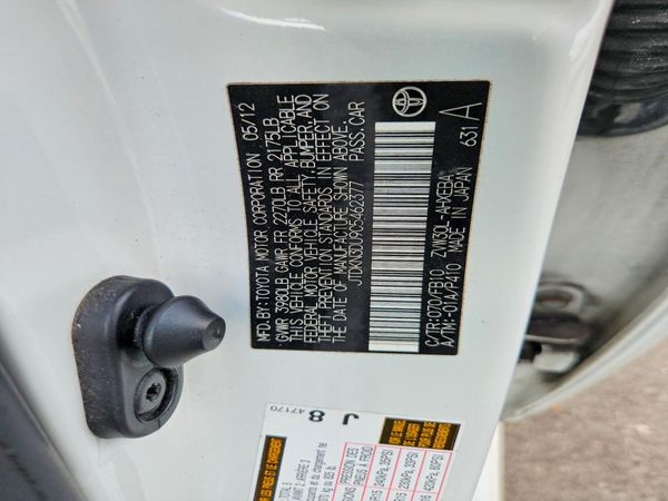 2012 TOYOTA PRIUS