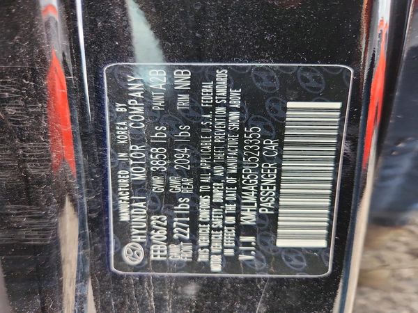 2023 HYUNDAI ELANTRA