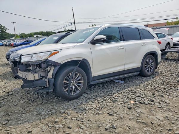 2019 TOYOTA HIGHLANDER SE/XLE
