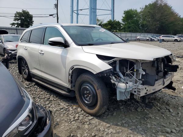 2019 TOYOTA HIGHLANDER SE/XLE