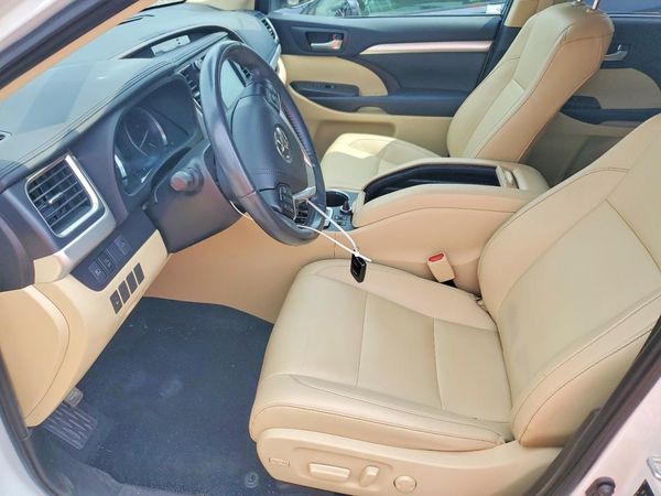2019 TOYOTA HIGHLANDER SE/XLE