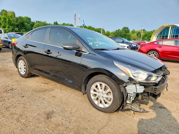 2022 HYUNDAI ACCENT