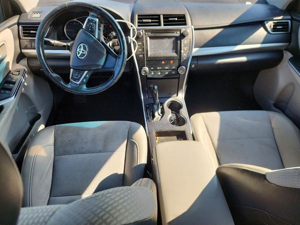2016 TOYOTA CAMRY