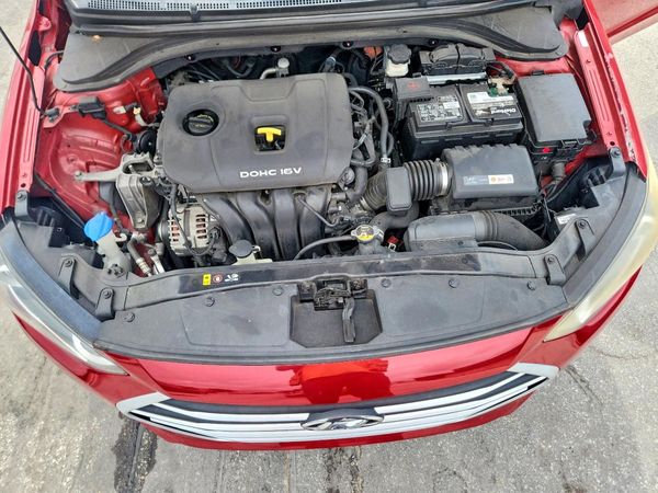 2017 HYUNDAI ELANTRA