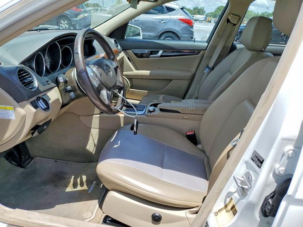 2013 MERCEDES-BENZ C