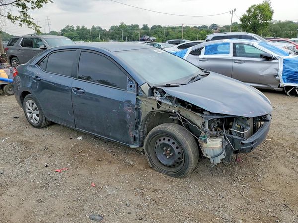 2015 TOYOTA COROLLA