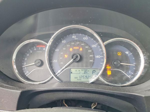 2015 TOYOTA COROLLA