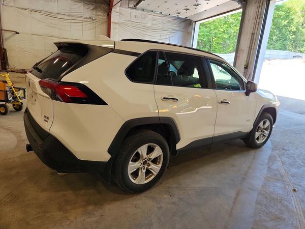 2019 TOYOTA RAV4 XLE / XLE Premium 4WD