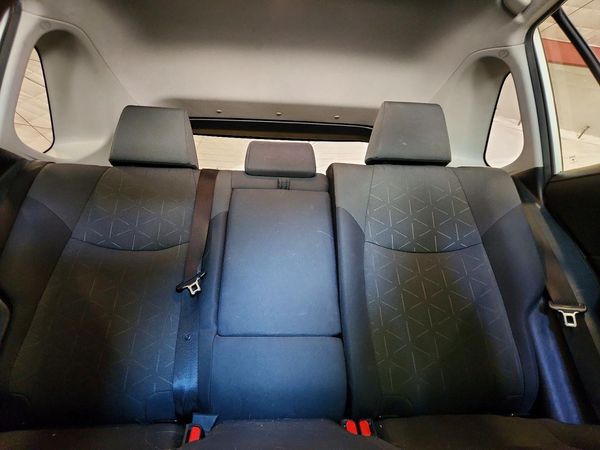 2019 TOYOTA RAV4 XLE / XLE Premium 4WD