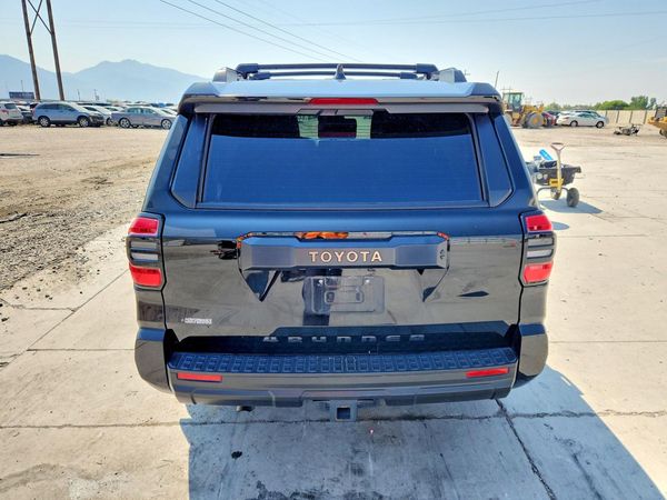 2025 TOYOTA 4RUNNER