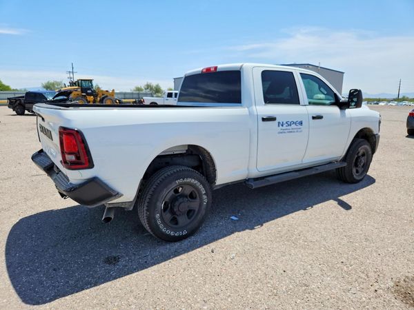 2026 RAM 2500 TRADESMAN CREW