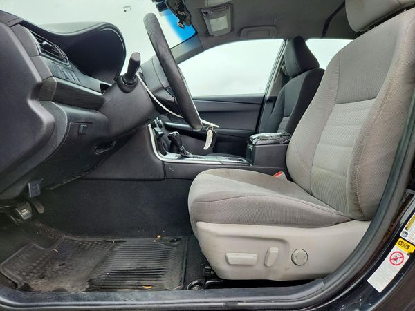 2015 TOYOTA CAMRY SOLA Hybrid