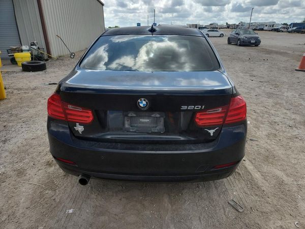 2014 BMW 320