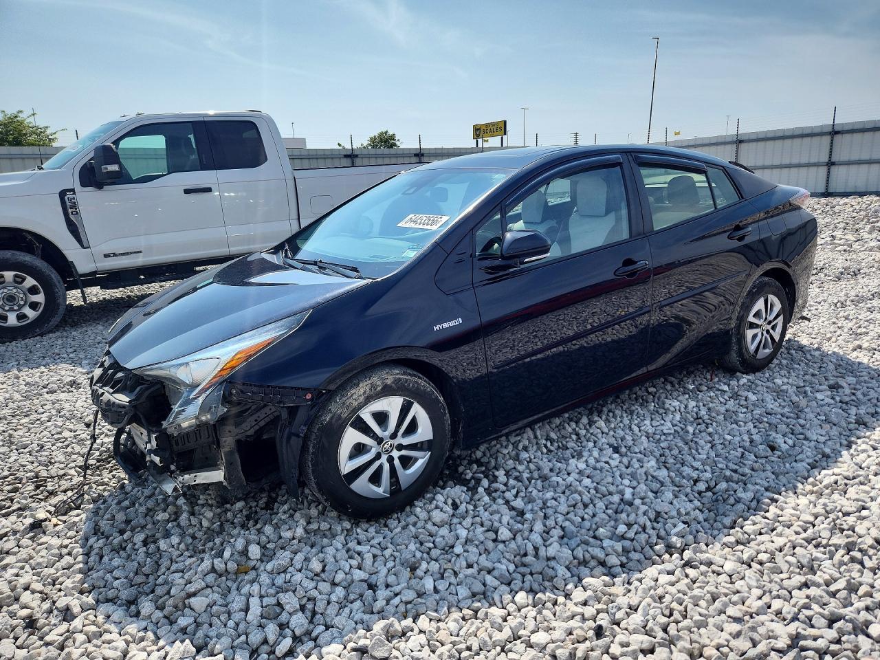 2017 TOYOTA PRIUS