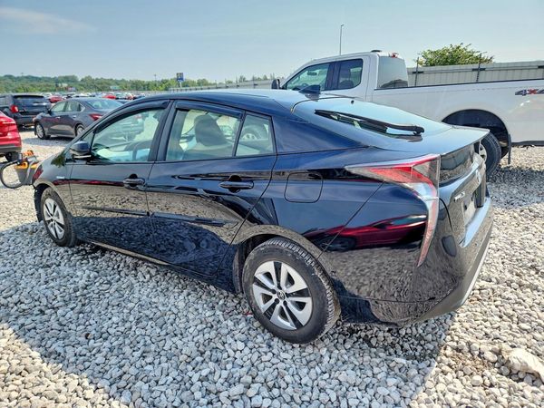 2017 TOYOTA PRIUS
