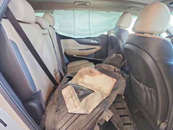 2022 HYUNDAI SANTA FE SEL w/ Premium Pkg