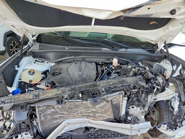 2022 HYUNDAI SANTA FE SEL w/ Premium Pkg