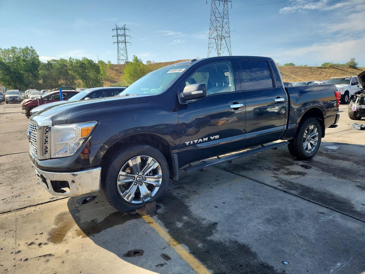 2019 NISSAN TITAN