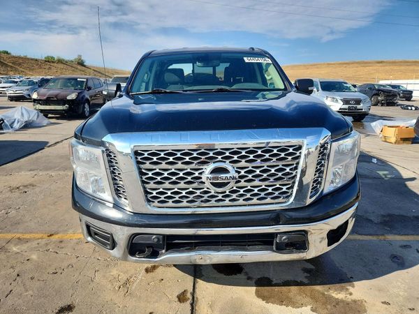 2019 NISSAN TITAN