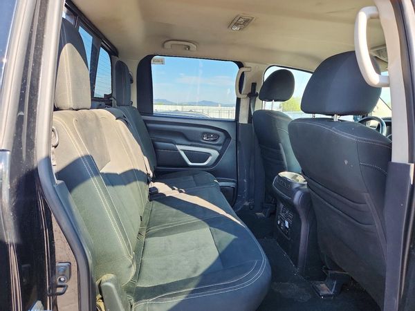 2019 NISSAN TITAN
