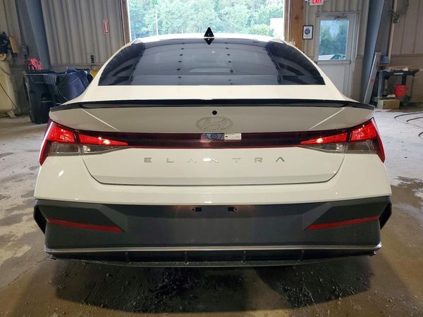 2025 HYUNDAI ELANTRA