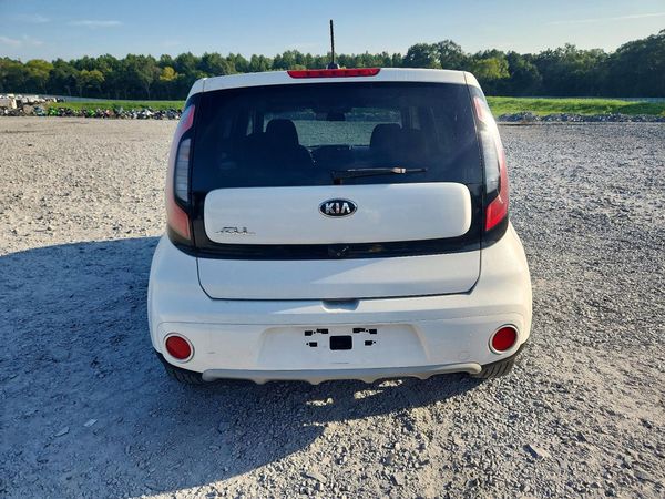 2019 KIA SOUL