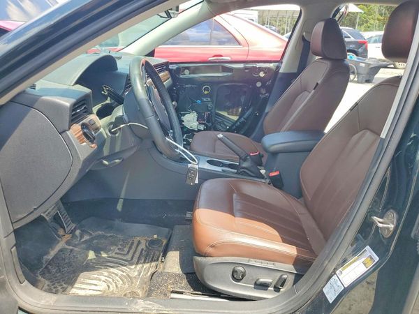 2022 VOLKSWAGEN PASSAT Limited Edition