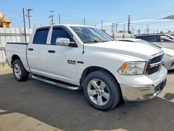 2015 RAM 1500 ST