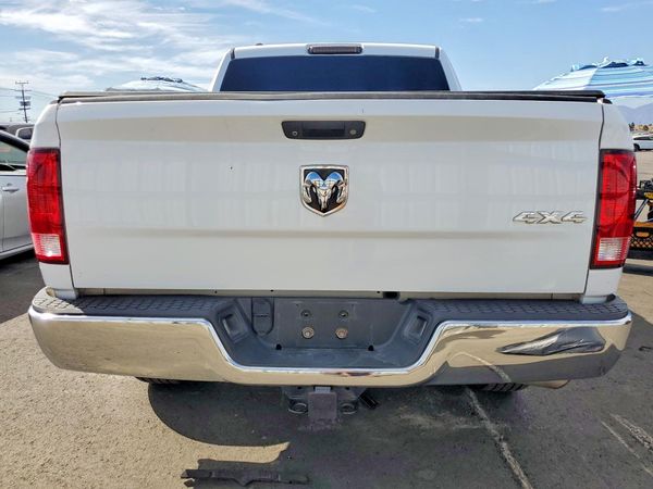 2015 RAM 1500 ST