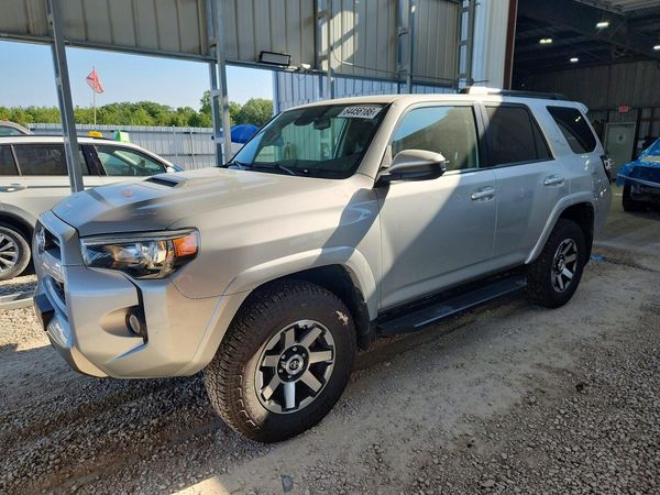 2020 TOYOTA 4RUNNER