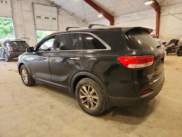 2016 KIA SORENTO L / LX